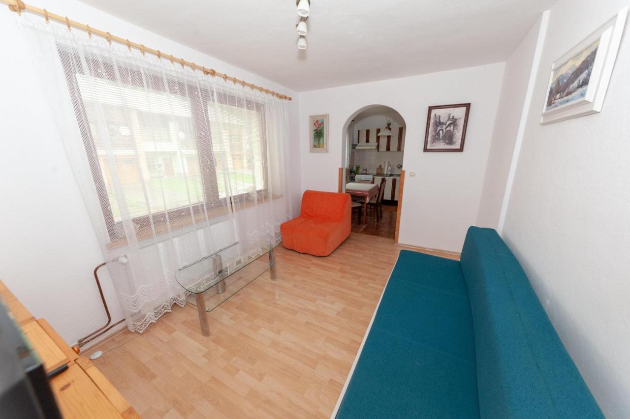 Řadovka Bílá Apartamento Exterior foto